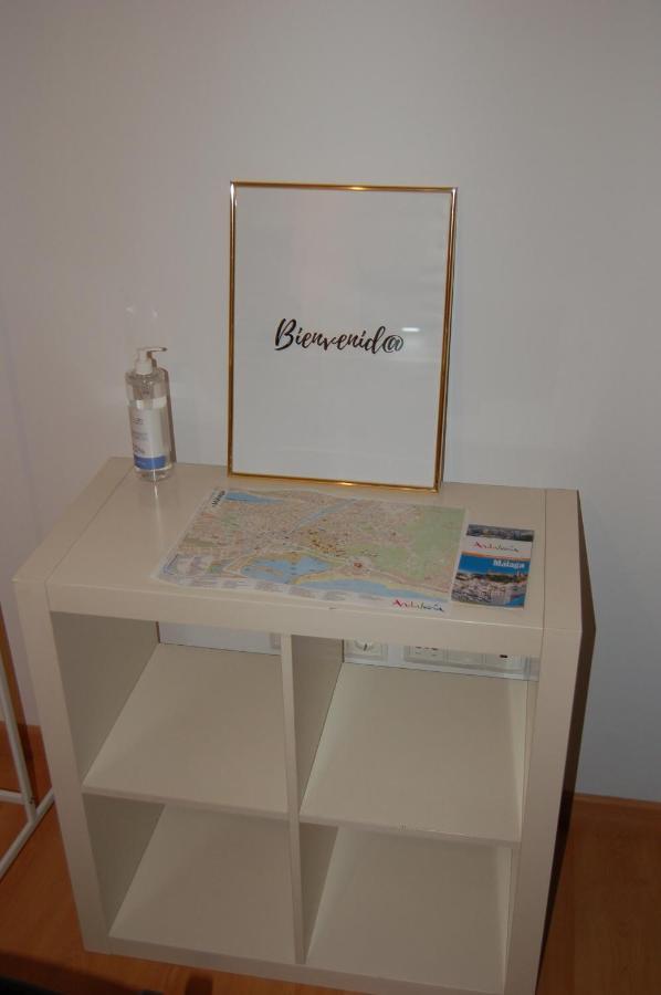 Amplio Estudio En Centro Y Playa Victoria 13 Apartment มาลากา ภายนอก รูปภาพ