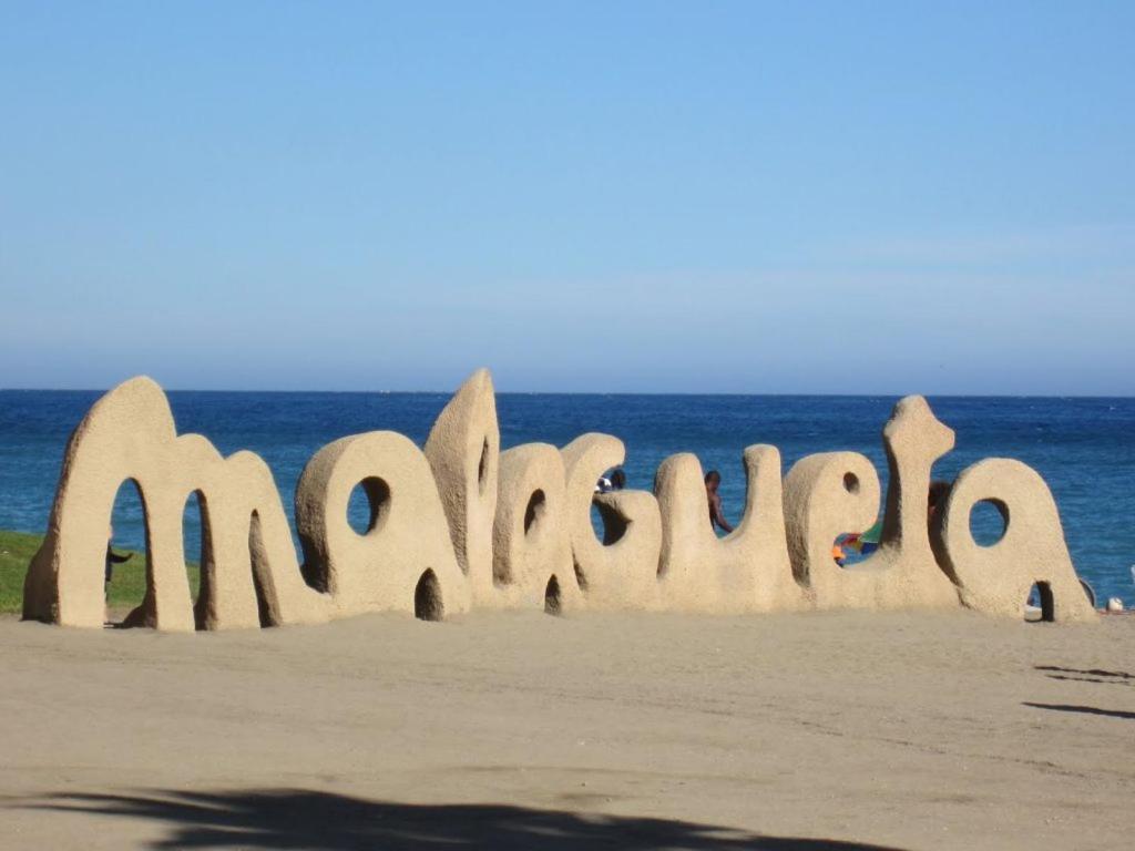 Amplio Estudio En Centro Y Playa Victoria 13 Apartment มาลากา ภายนอก รูปภาพ